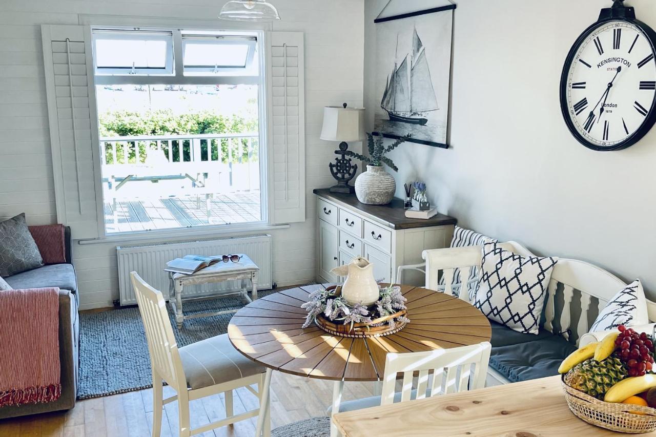 Wavecrest Holiday Cottage By Trident Holiday Homes Garryvoe Zewnętrze zdjęcie